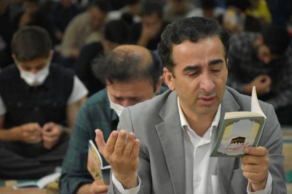 مراسم دعای عرفه در مصلی اردبیل+ عکس
