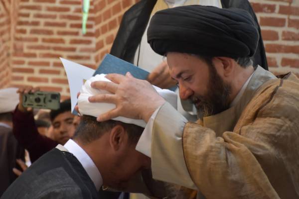 آیین عمامه گذاری 43 طلبه در اردبیل+ عکس و فیلم