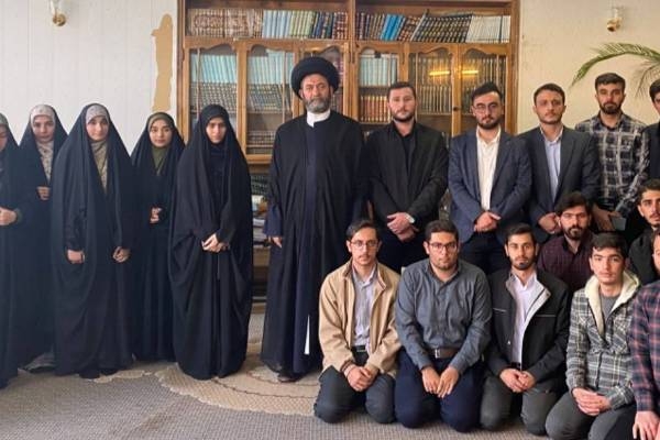 دیدار دانشجومعلمان اردبیل با امام جمعه اردبیل