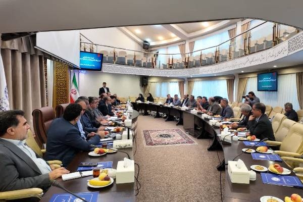 بررسی قضایی مشکلات ۱۱ واحد تولیدی و صنعتی اردبیل